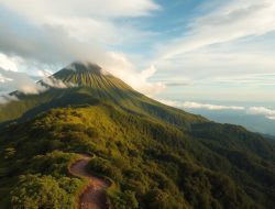 Eksplorasi Pendakian Gunung Kerinci: Kisah Petualangan