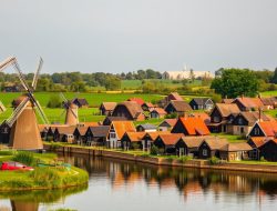 Wisata Zaanse Schans: Menjelajahi Desa Kincir Angin Belanda